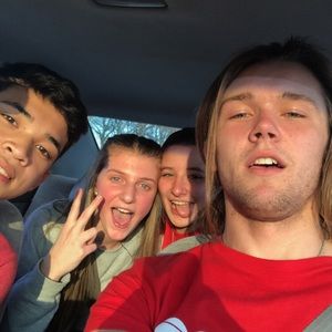 Meet your Posher, Eric